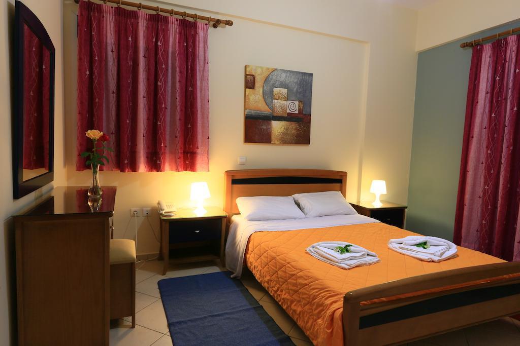 Mesogeios Hotel Маратополис Стая снимка